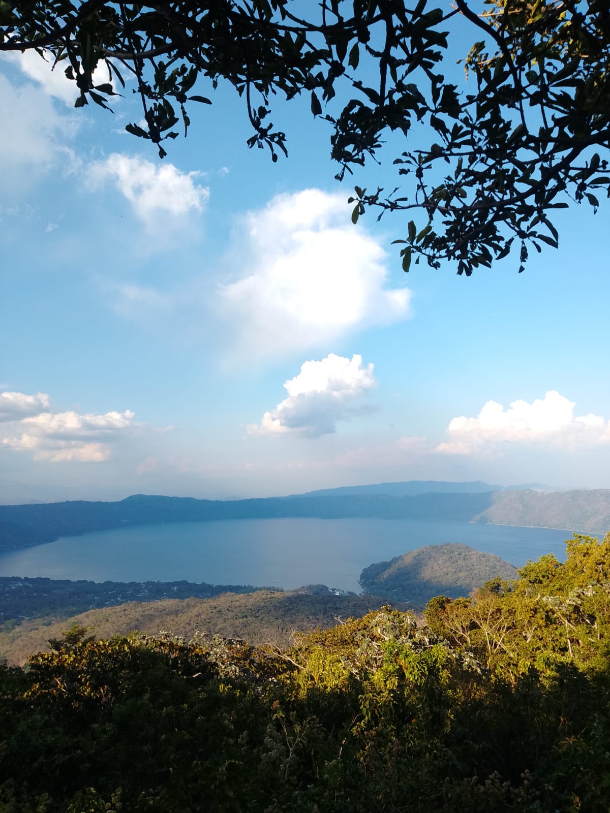Lake Coatepeque experience in El Salvador — VIP Tours